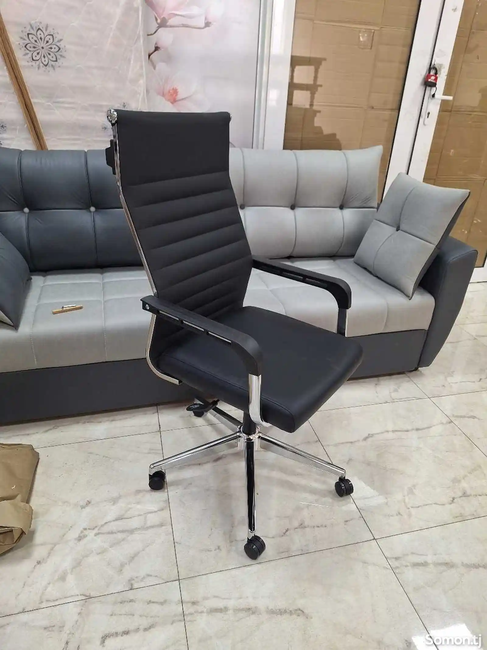 Кресло для офиса-2