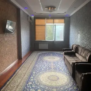 3-комн. квартира, 3 этаж, 110м², 102 мкр