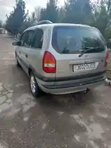 Opel Zafira, 2001-2