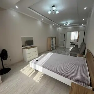 2-комн. квартира, 12 этаж, 80м², дар болой шоми Душанбе