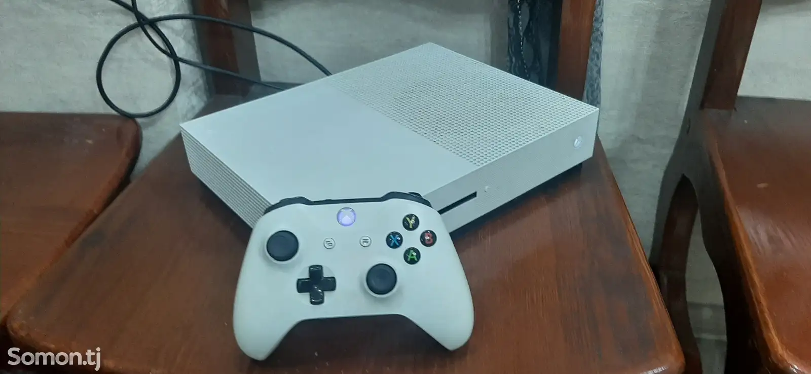 Игровая Приставка Xbox One S-1