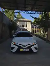 Toyota Camry, 2018-7