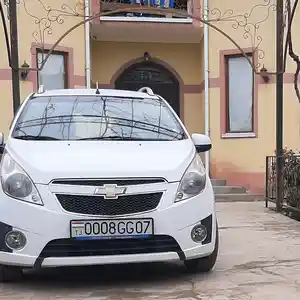 Chevrolet Spark, 2010