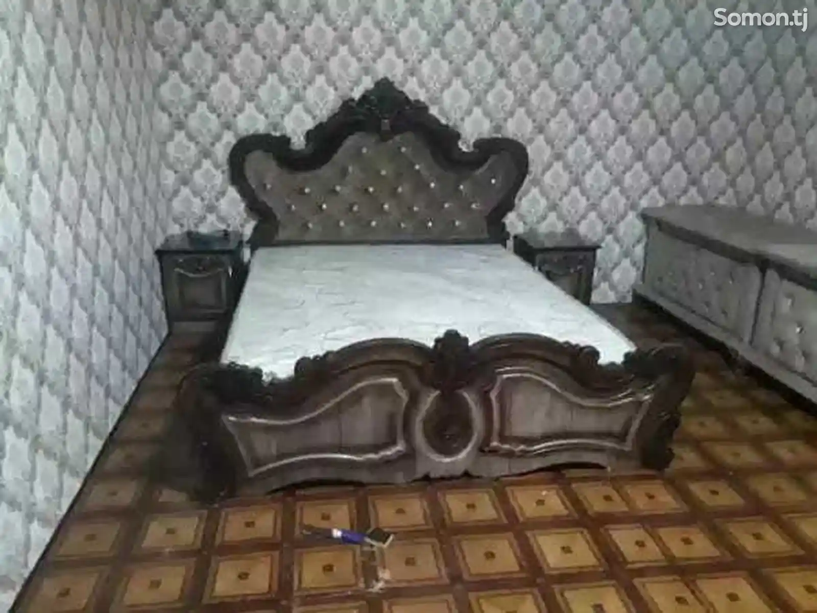 Кровать королевская-1
