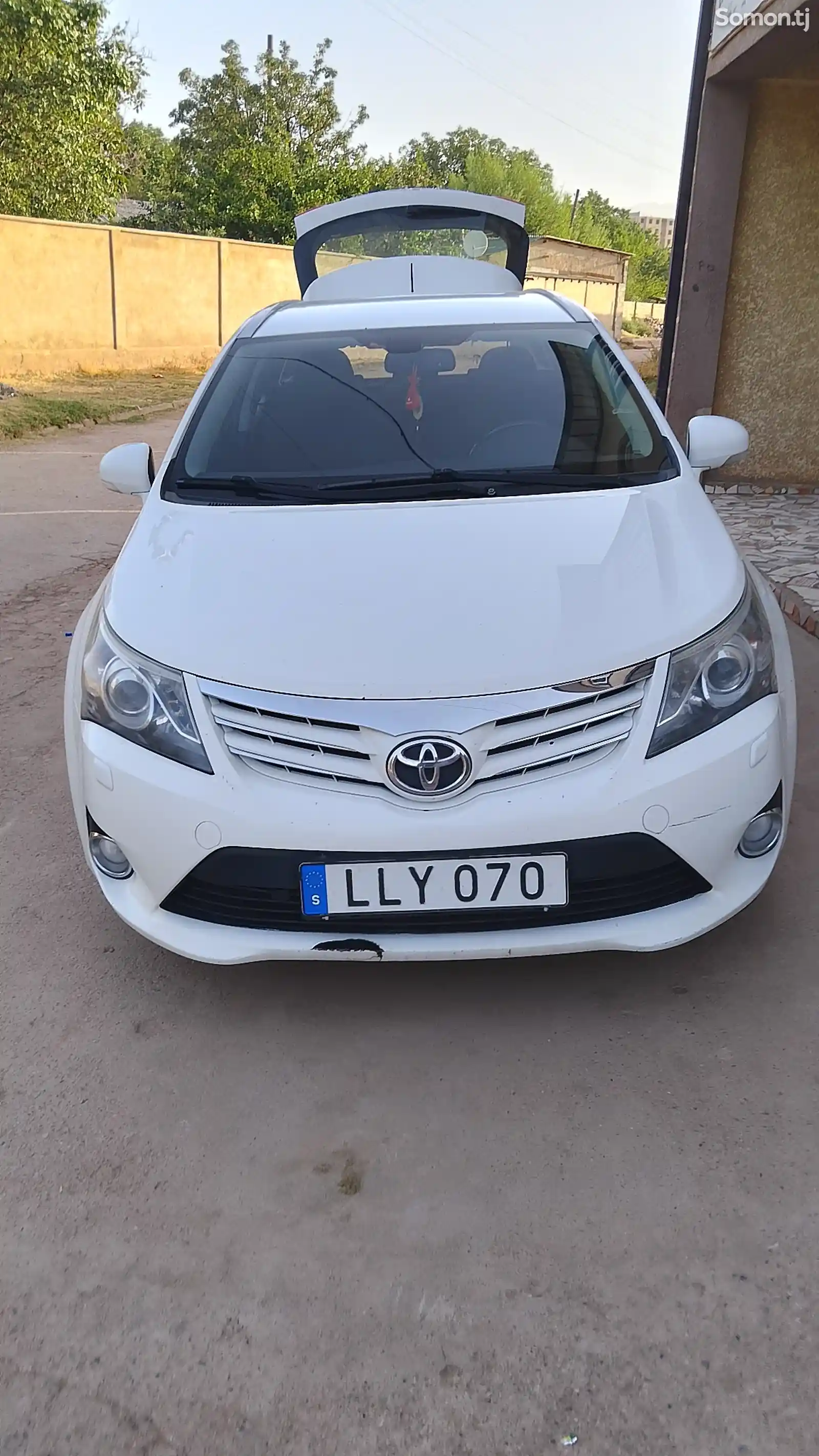 Toyota Avensis, 2014-6