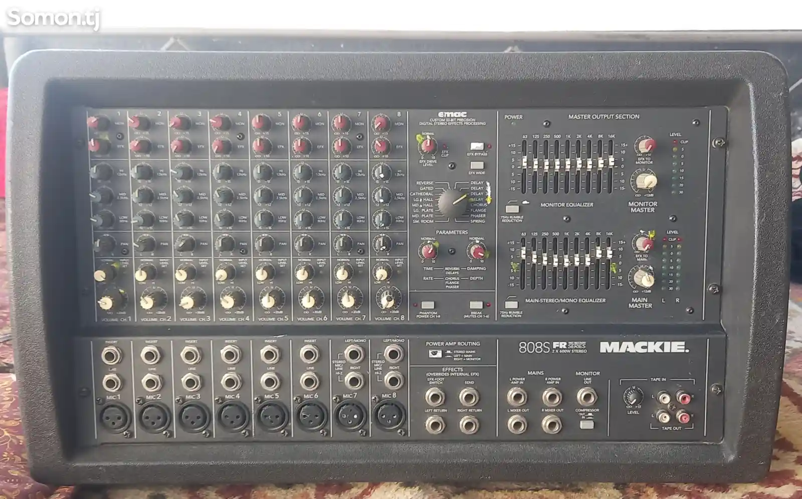 Микшер Mackie 808S-1