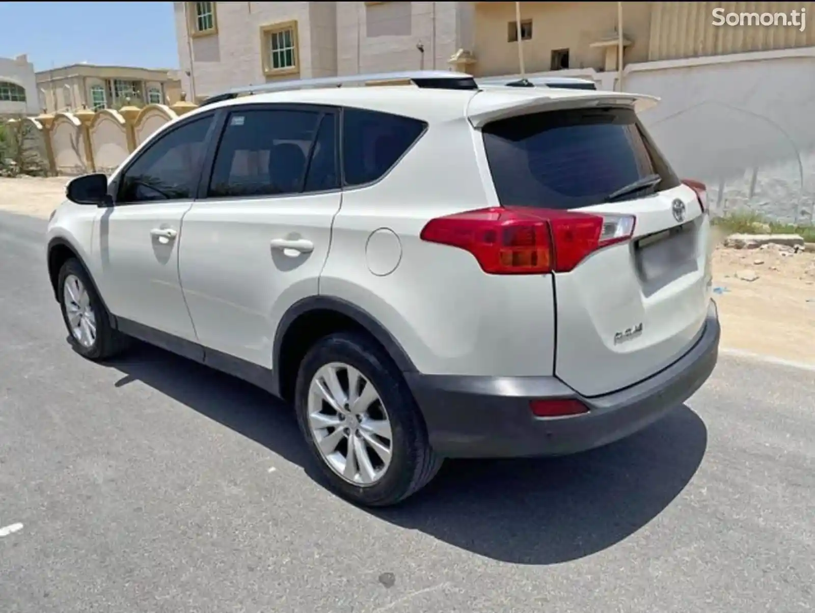 Toyota RAV 4, 2015-3