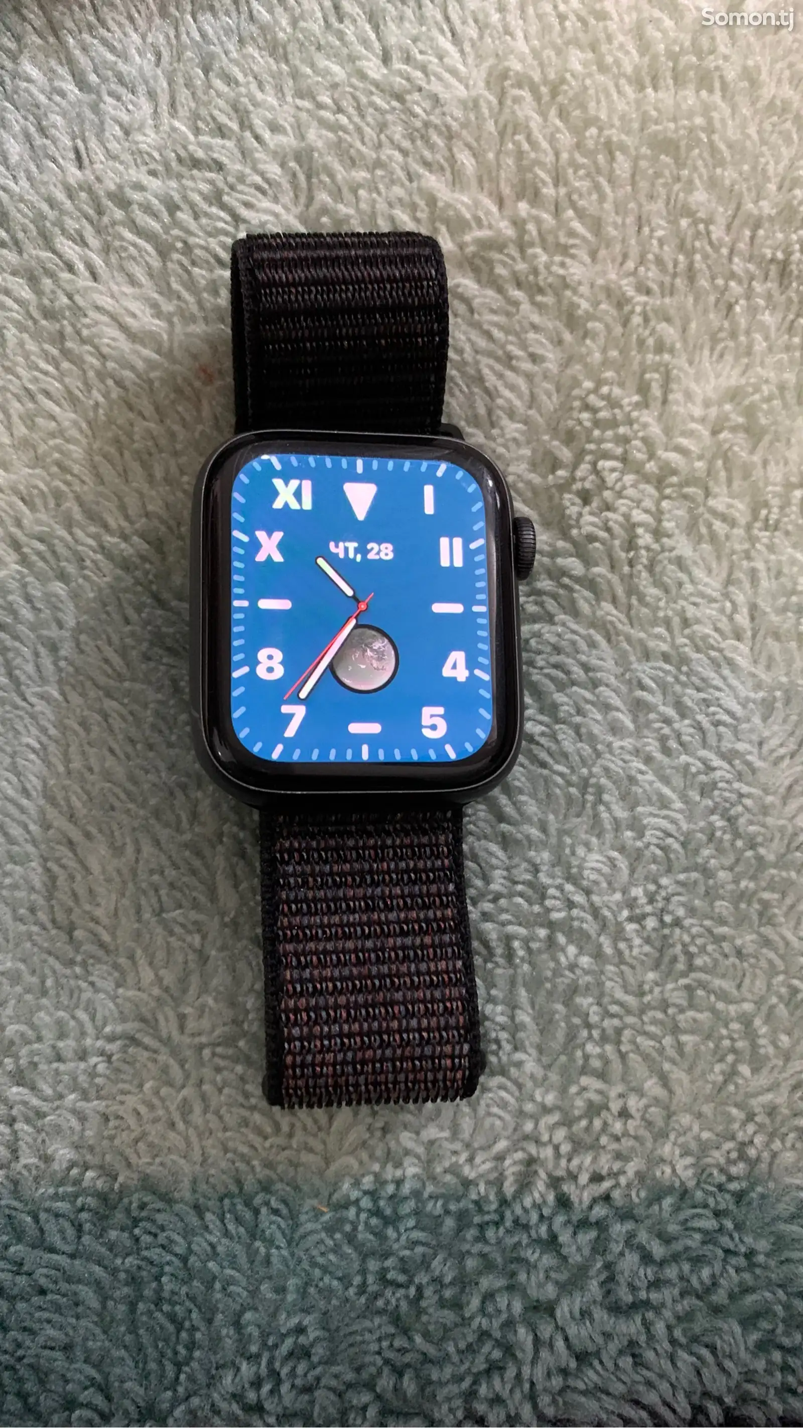 Смарт часы Apple Watch series 5 44mm-1