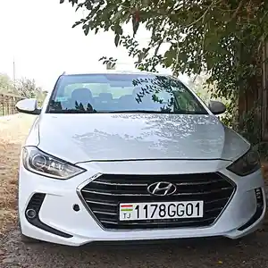 Hyundai Elantra, 2017