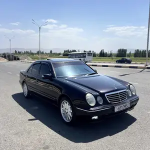 Mercedes-Benz E class, 2001