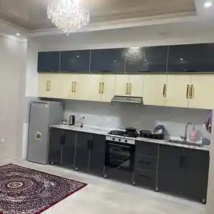 2-комн. квартира, 18 этаж, 70м², Шохмансур