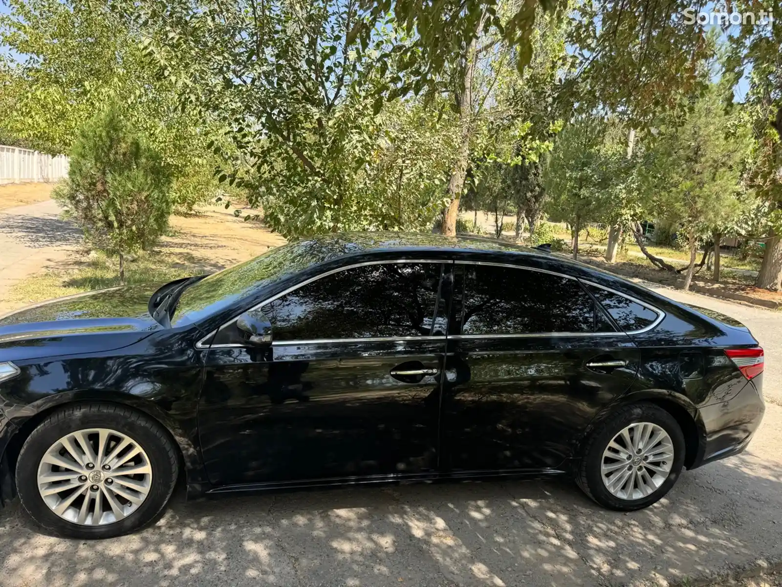 Toyota Avalon, 2015-10