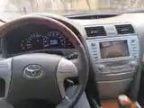 Toyota Camry, 2010-4