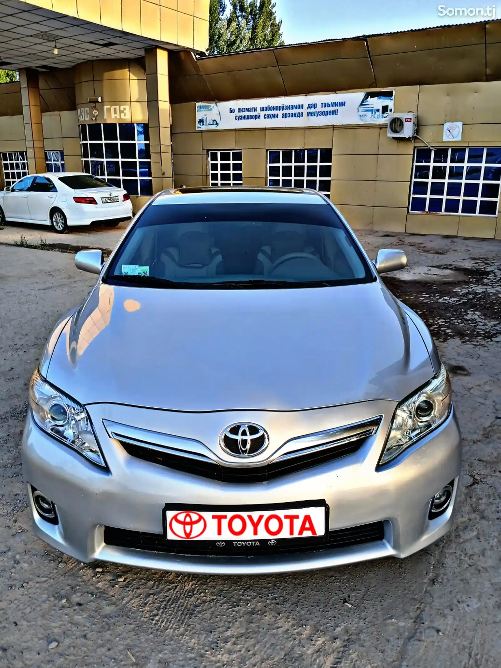 Toyota Camry, 2010-1