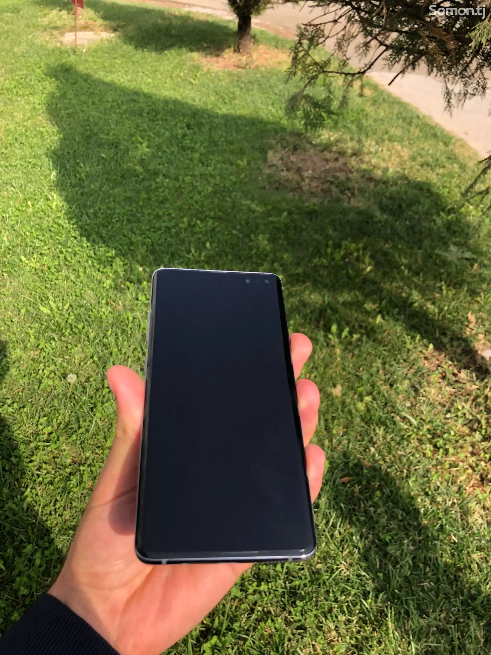 Samsung Galaxy S10+-2