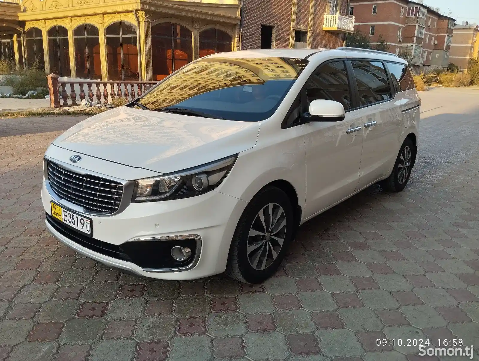 Kia Carnival, 2017-1