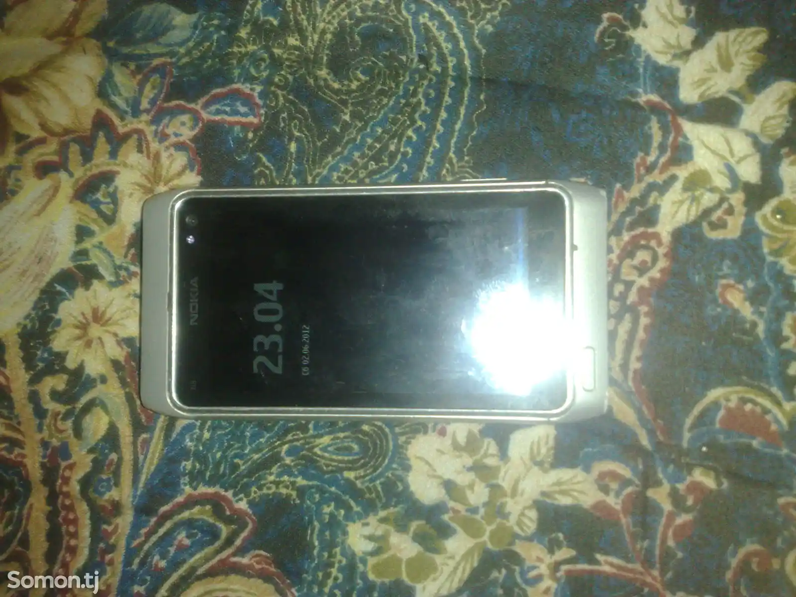 Nokia N8 8GB-1