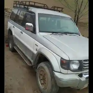 Mitsubishi Pajero, 1995