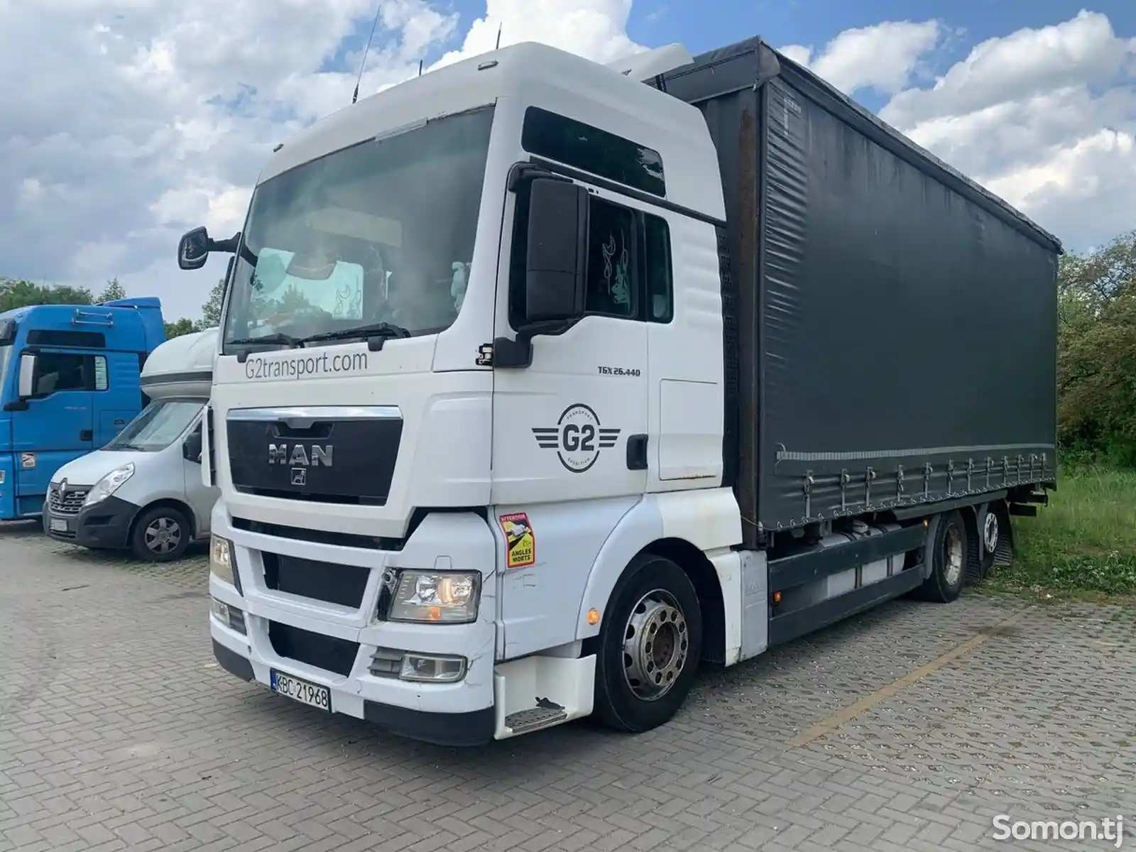 Бортовой грузовик MAN TGX 26.440-3