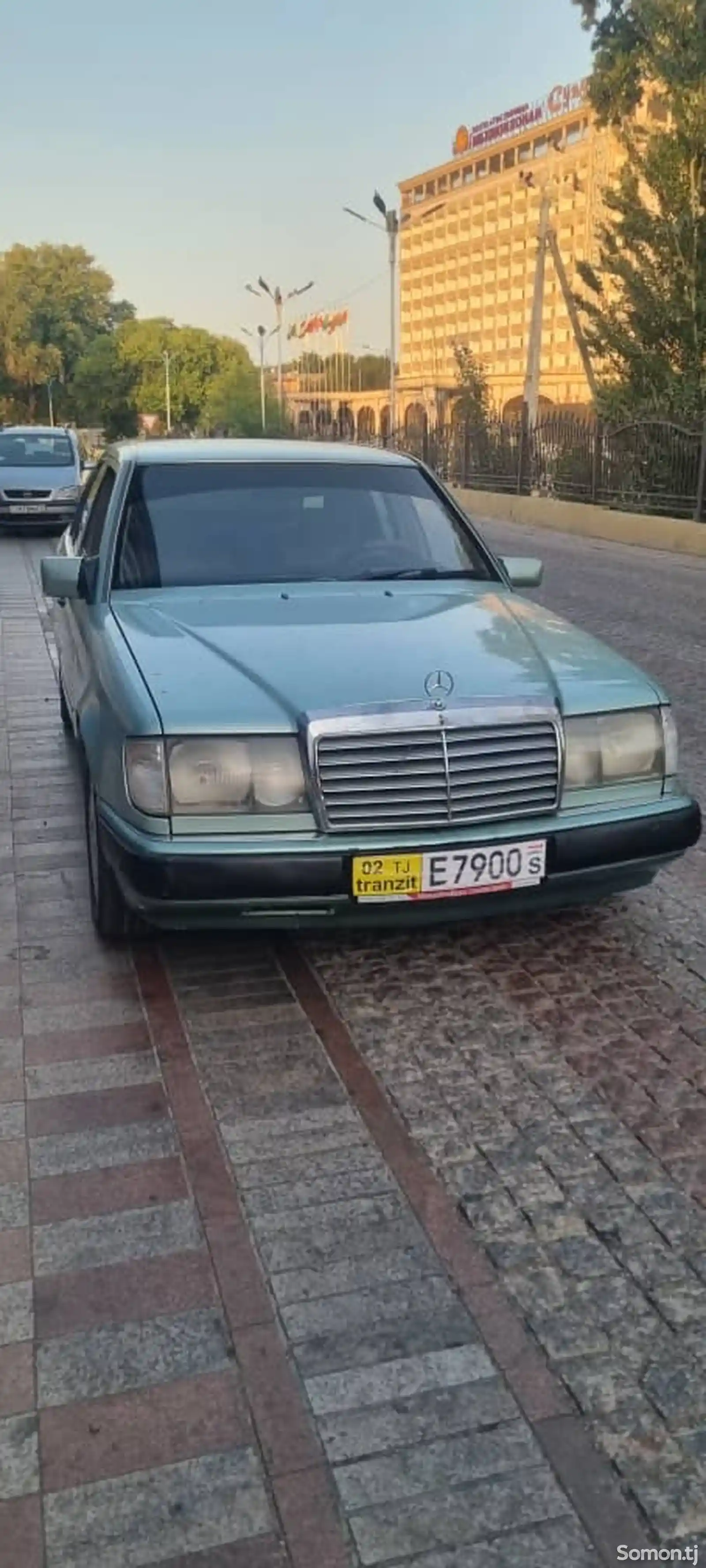 Mercedes-Benz E class, 1991-3