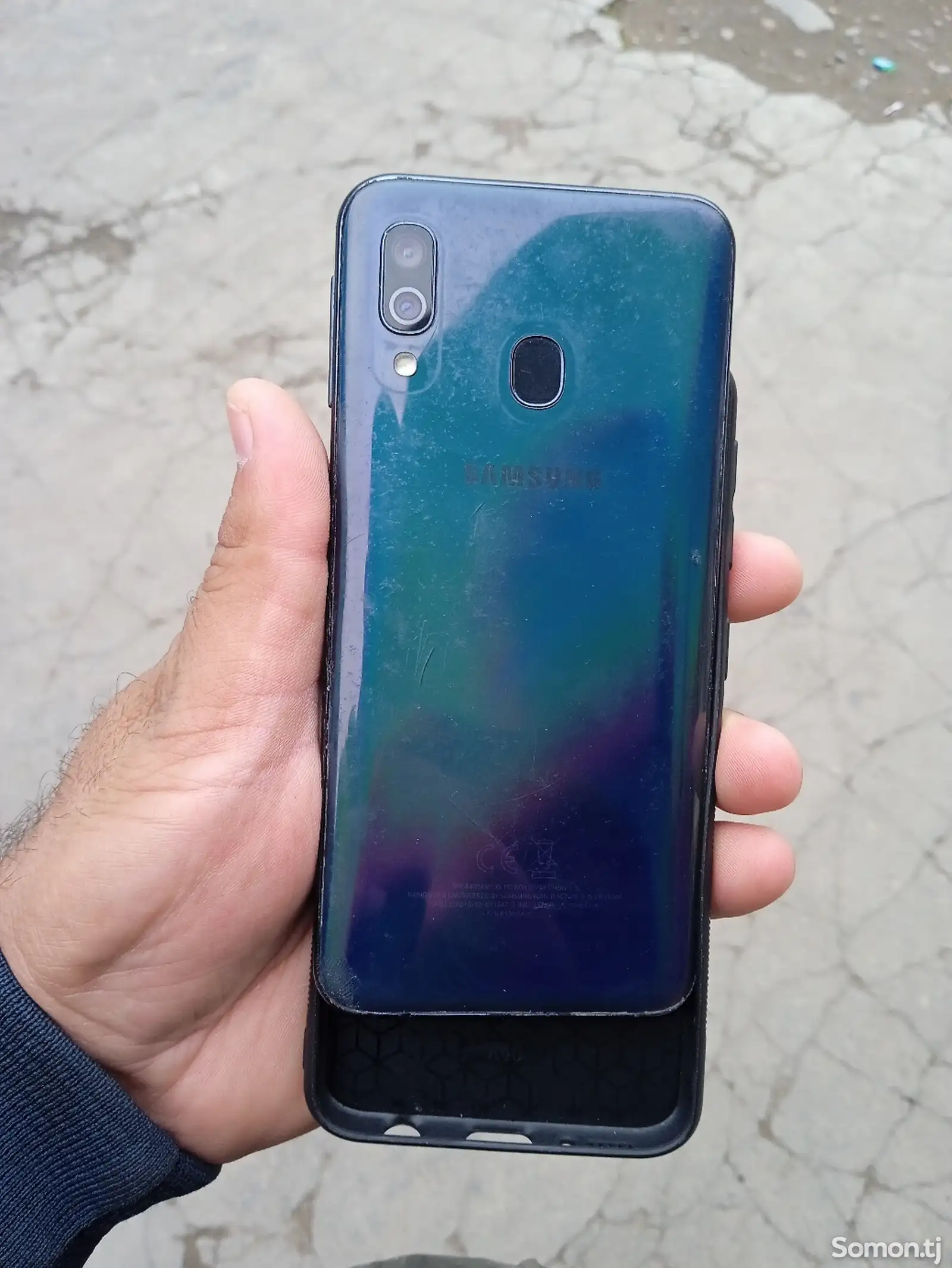 Samsung Galaxy A40-1