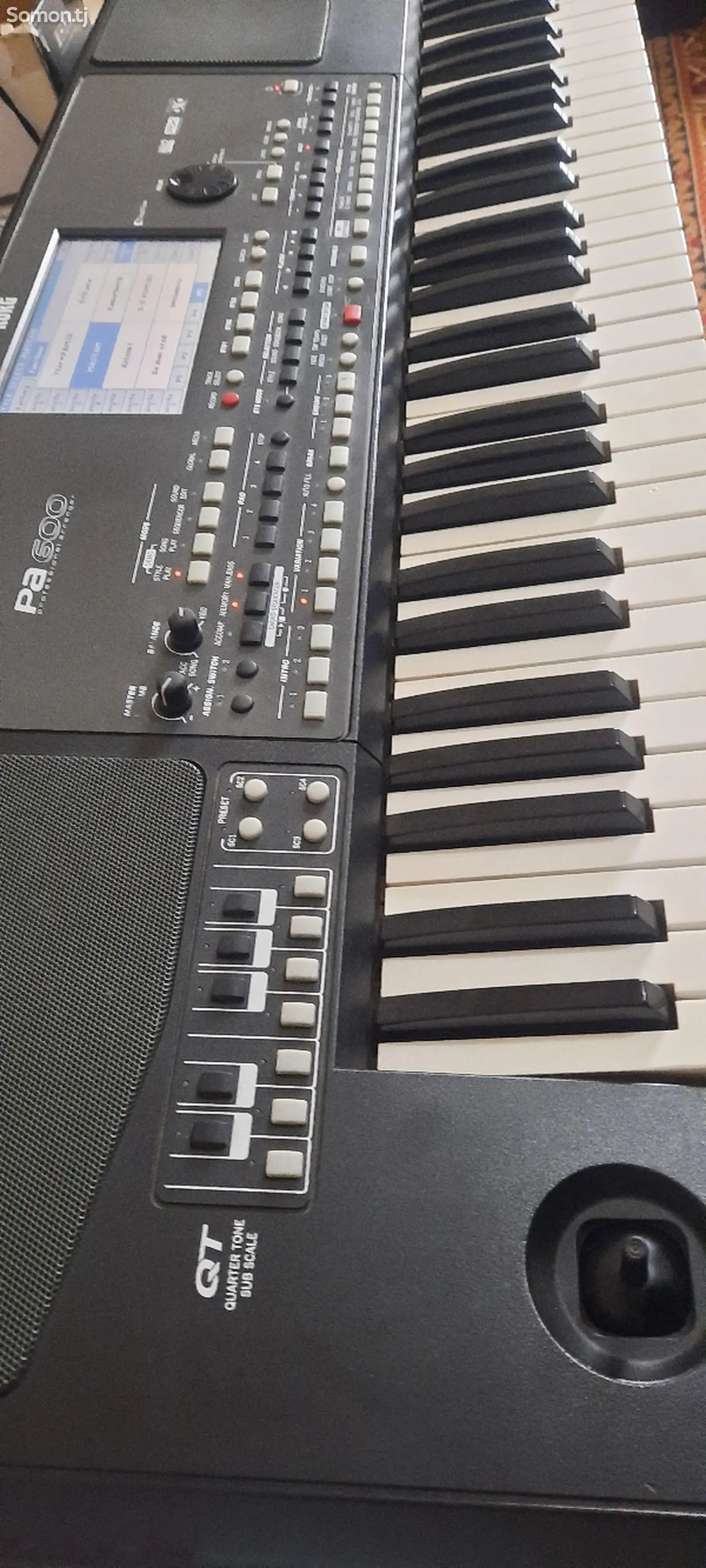 Синтезатор Korg Pa 600-1