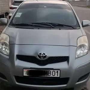 Toyota Vitz, 2010