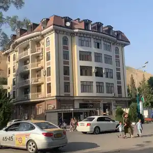 2-комн. квартира, 2 этаж, 55 м², Ул. Рудаки, доми кафе пули Сангин