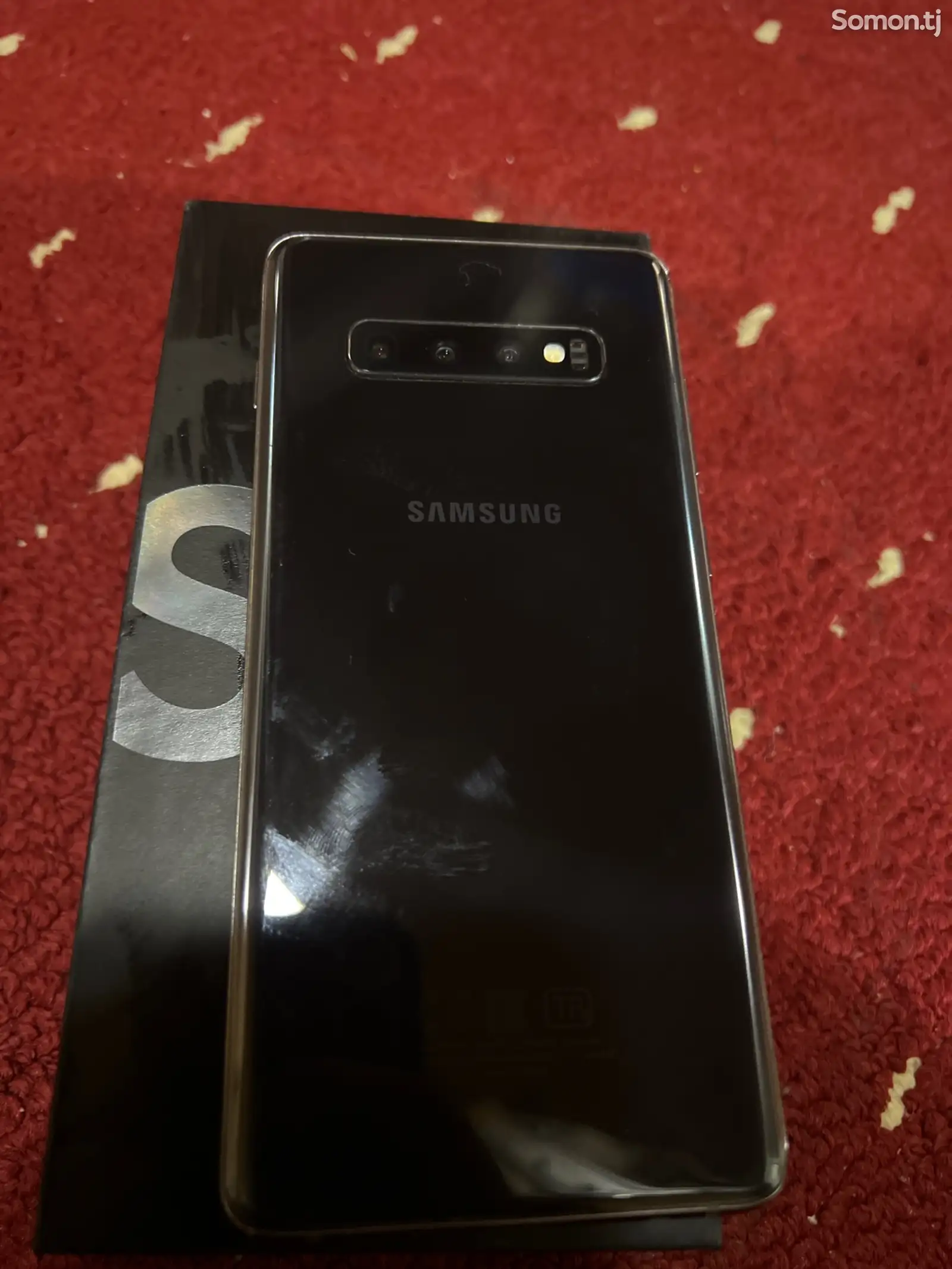 Samsung Galaxy S10 Plus-3