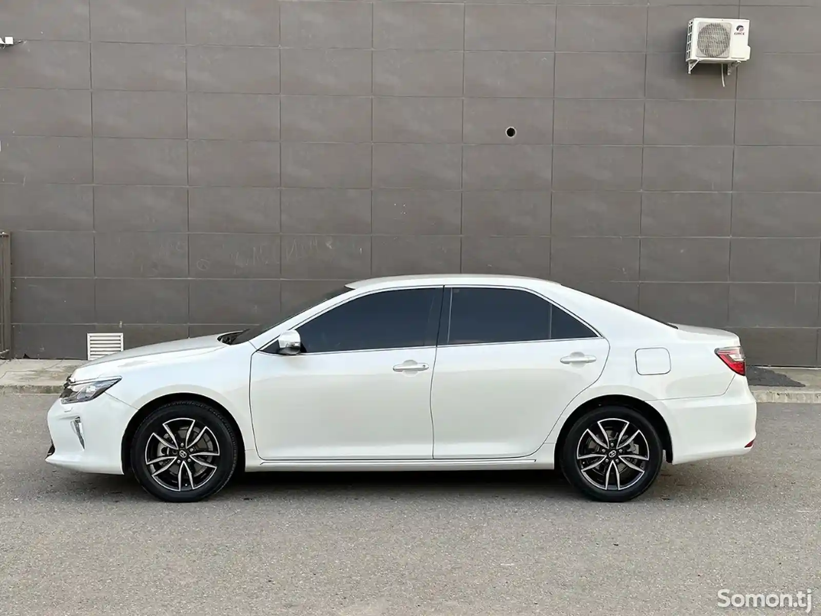 Toyota Camry, 2012-6