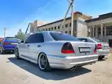 Бампер Обесь Mercedes Benz W 202 4.3 AMG-7