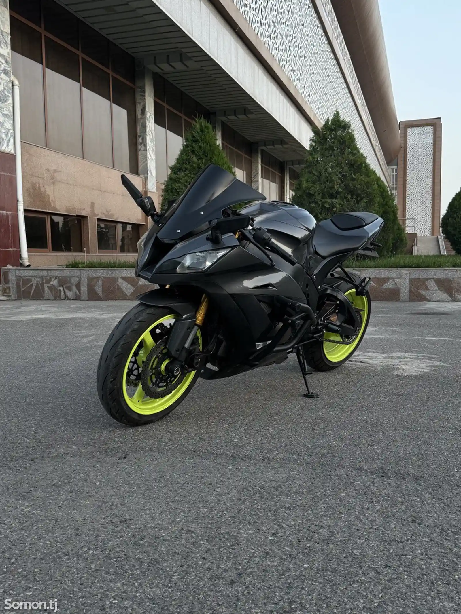 Мотоцикл Kawasaki Ninja ZX-10R 1000cc-1