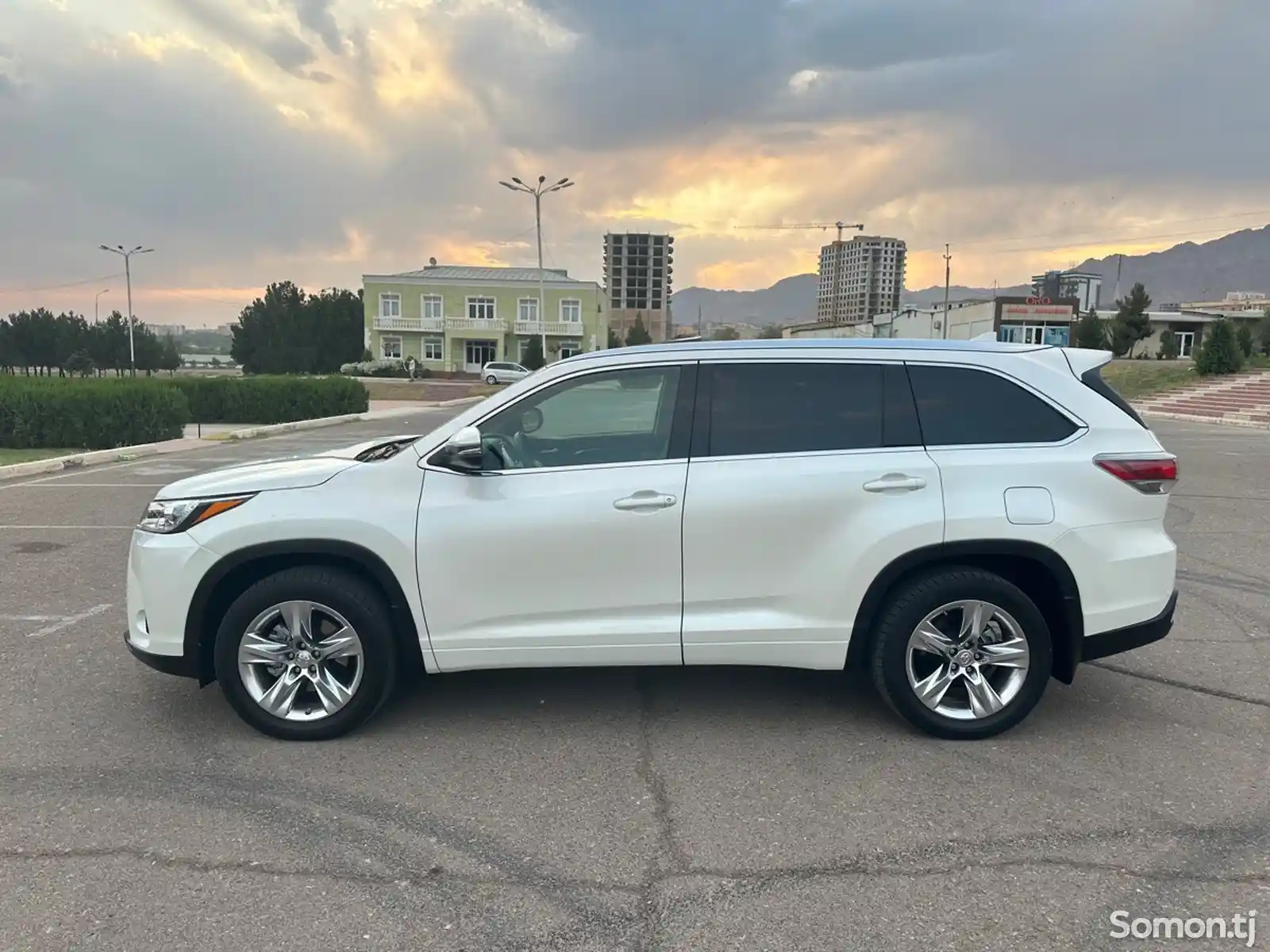 Toyota Highlander, 2016-4