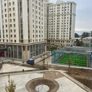 2-комн. квартира, 4 этаж, 71 м², Айни