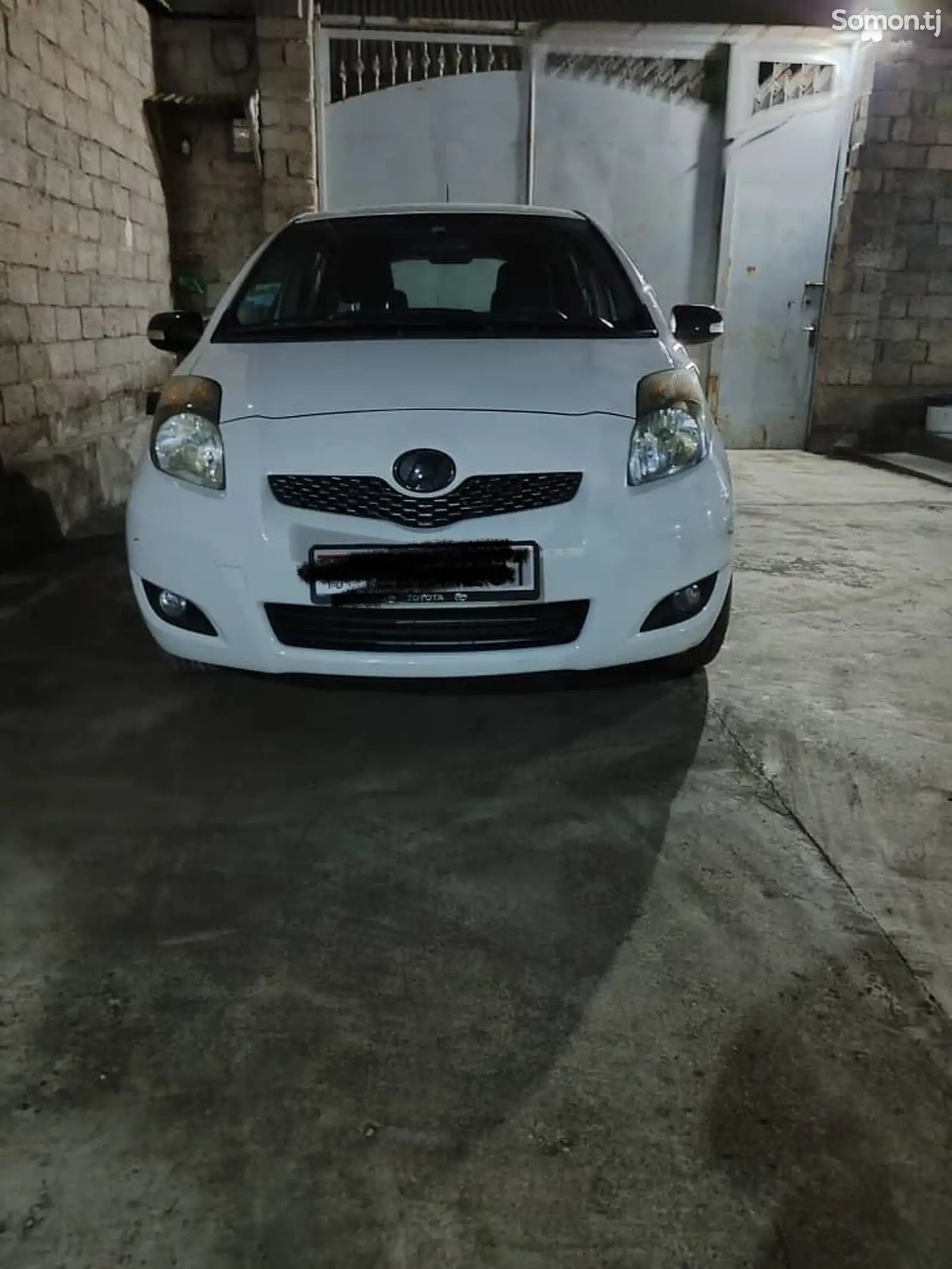 Toyota Vitz, 2010-1