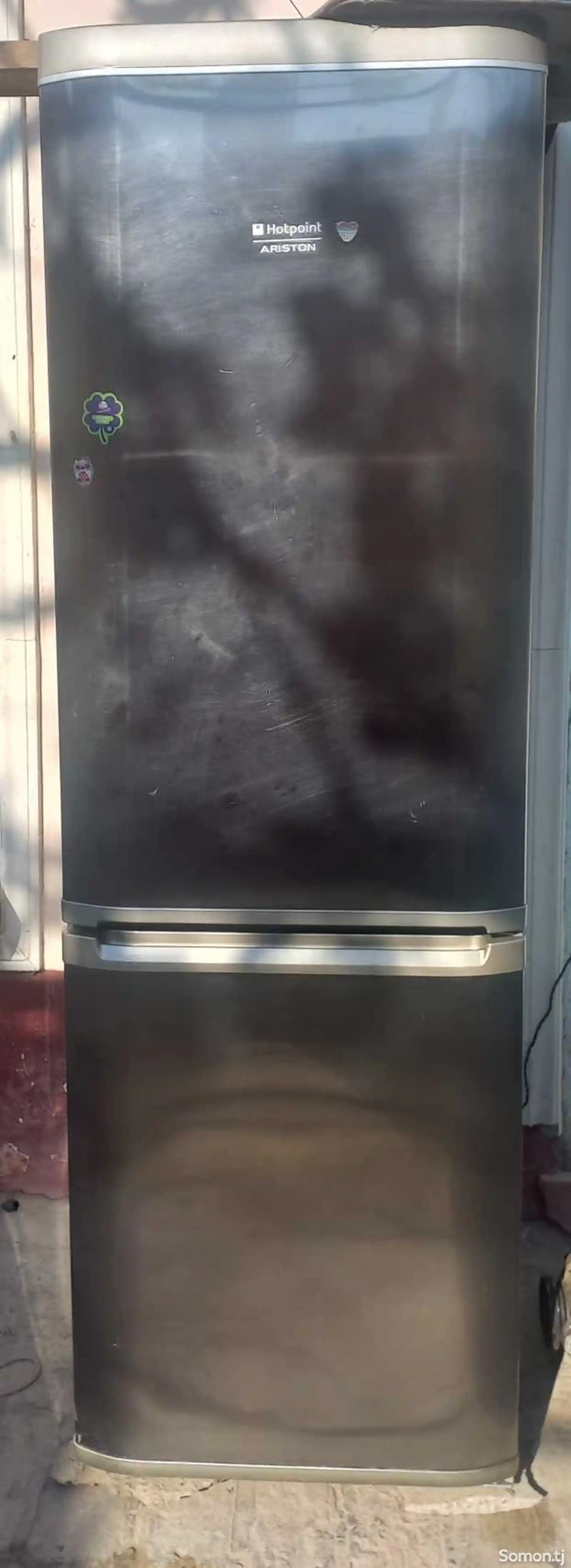 Холодильник Ariston-4