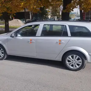 Opel Astra H, 2006