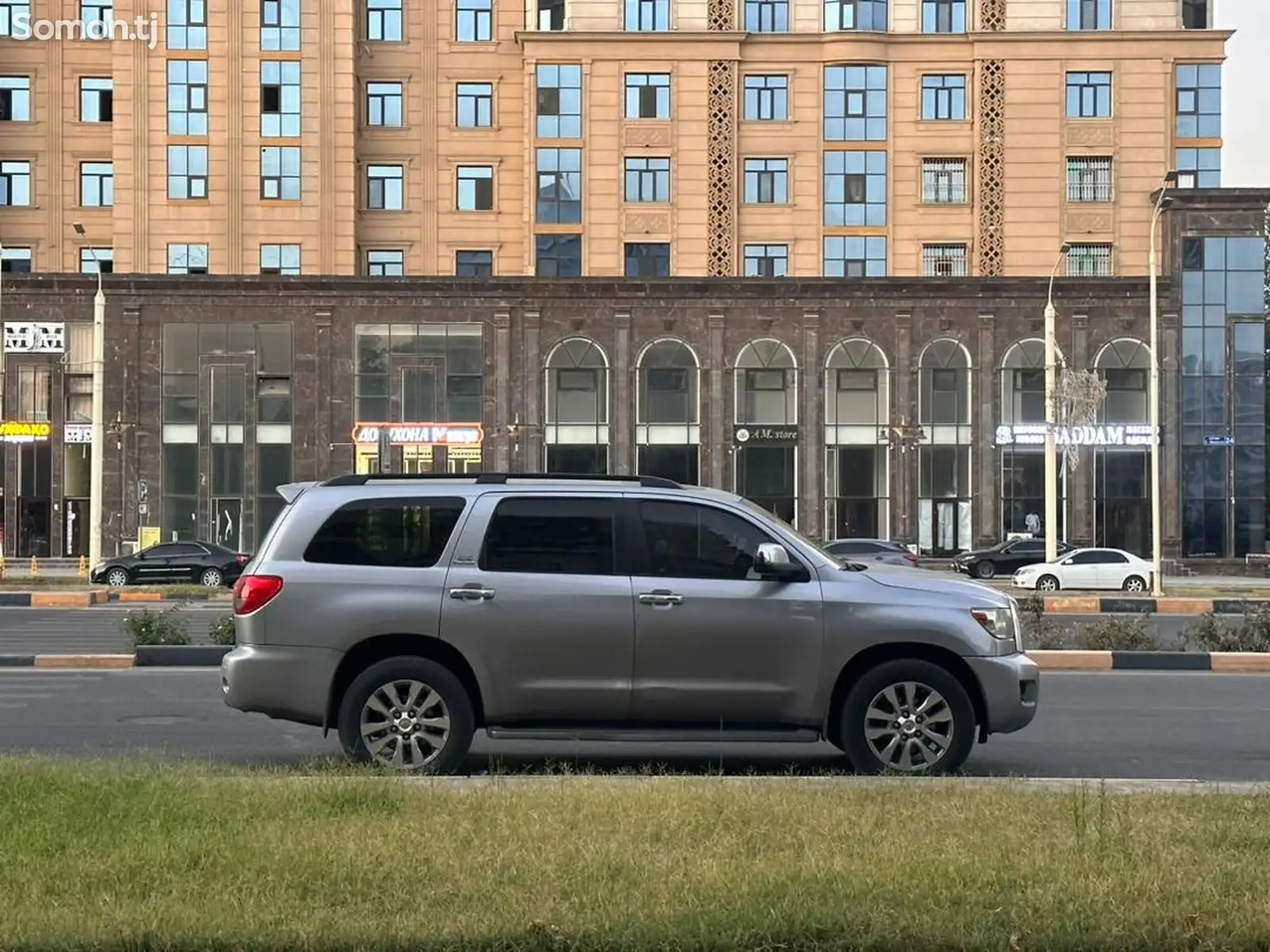 Toyota Sequoia, 2010-4