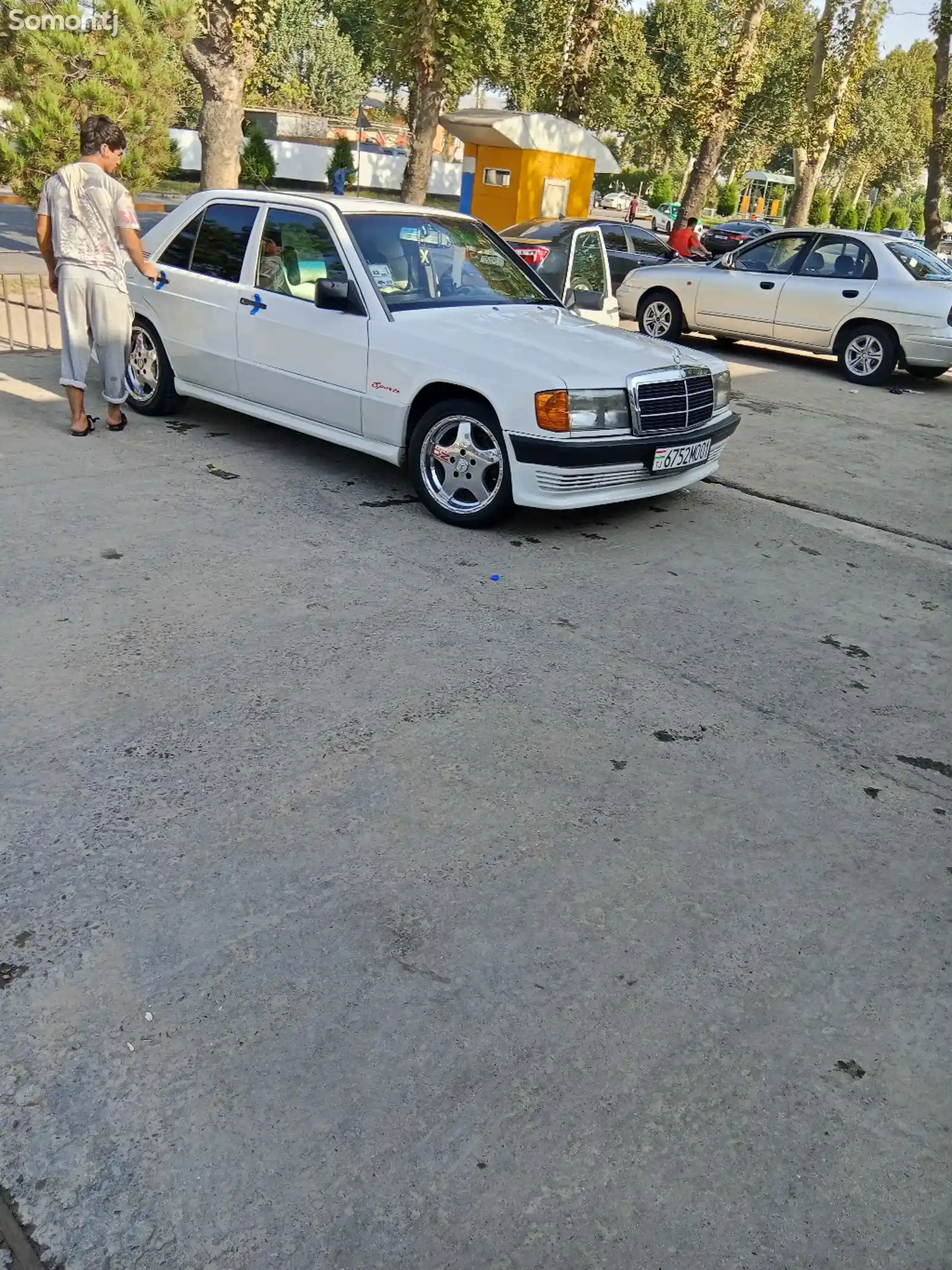 Mercedes-Benz W201, 1987-6