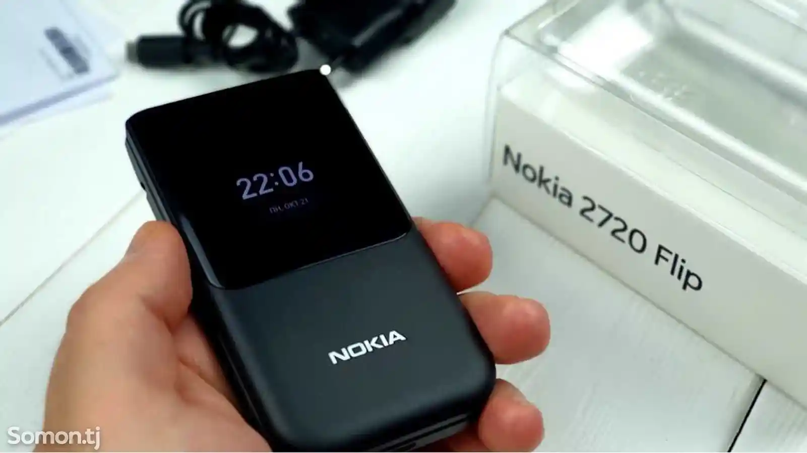 Nokia 2720 Flip-2