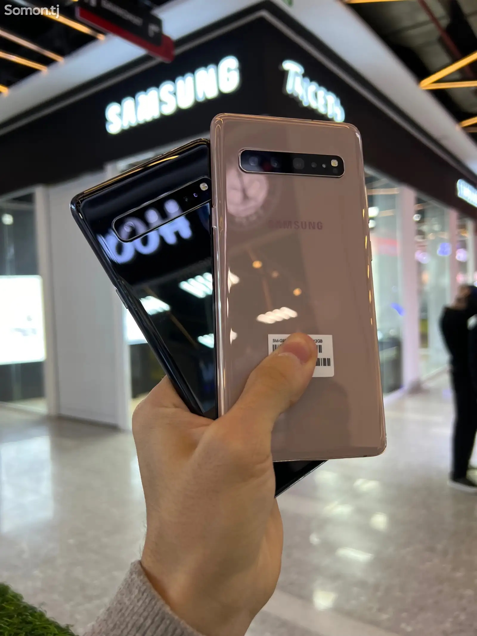 Samsung Galaxy S10+ 5G-1