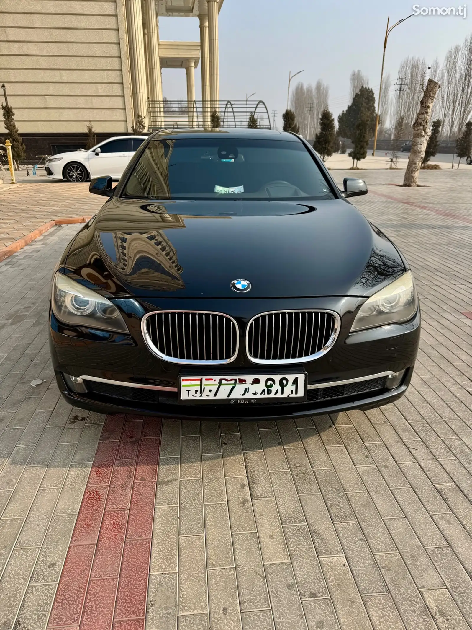 BMW 7 series, 2012-1