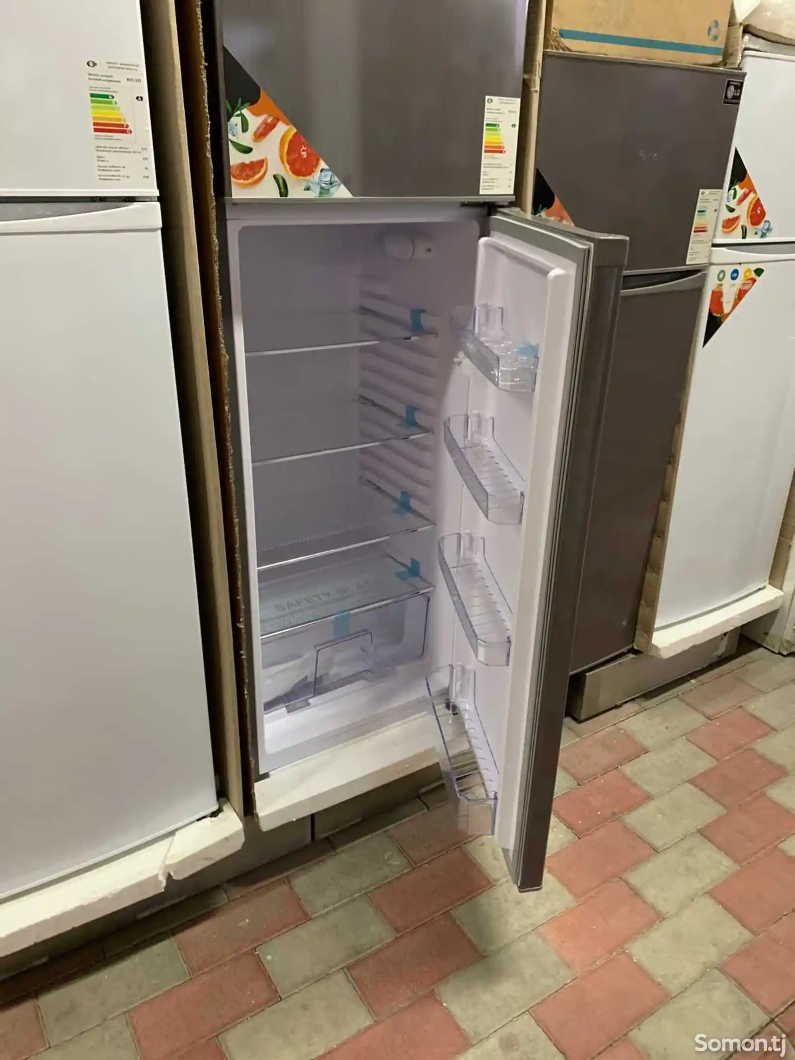 Холодильник F325G-3