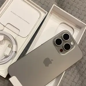 Apple iPhone 15 Pro, 128 gb, Natural Titanium