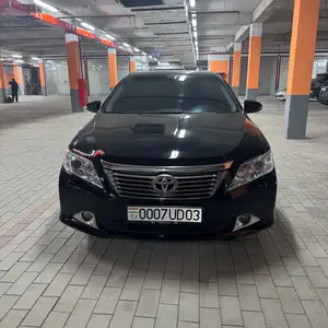 Toyota Camry, 2014