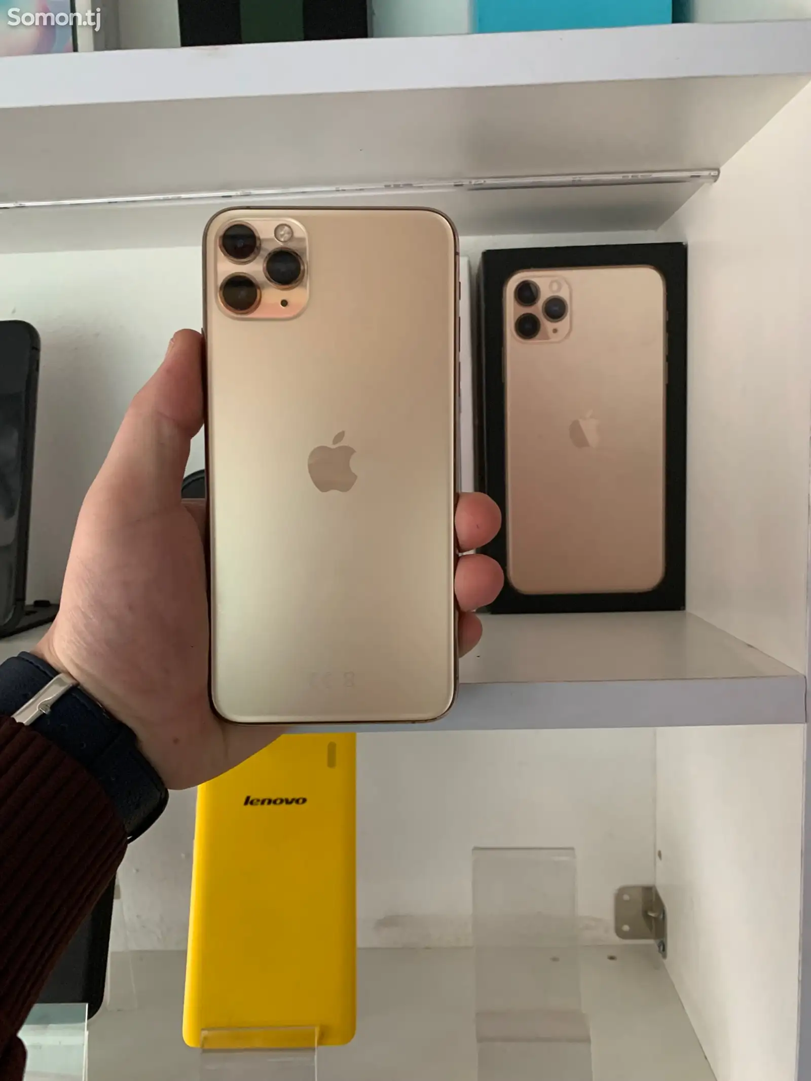 Apple iPhone 11 Pro Max, 256 gb, Gold-1