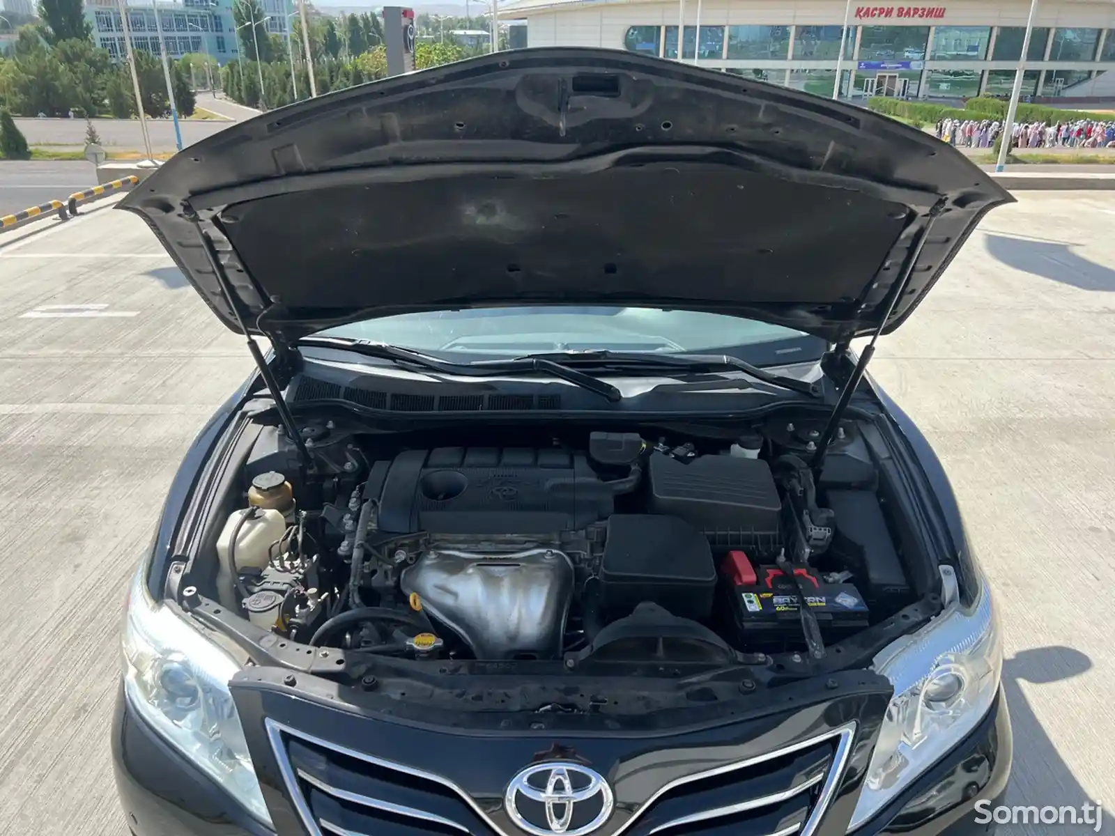 Toyota Camry, 2010-8