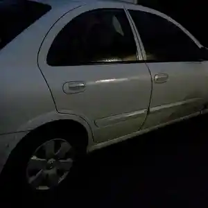 Nissan Sunny, 2008