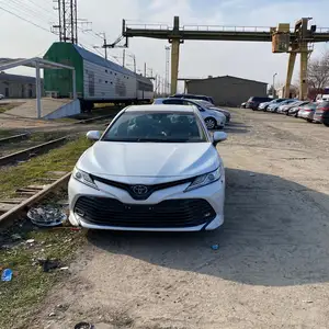 Toyota Camry, 2018