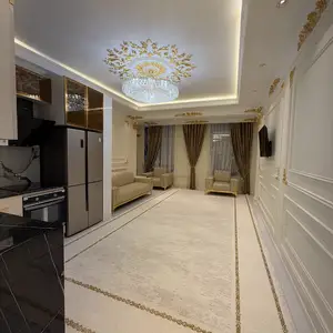 2-комн. квартира, 13 этаж, 77 м², Шохмансур